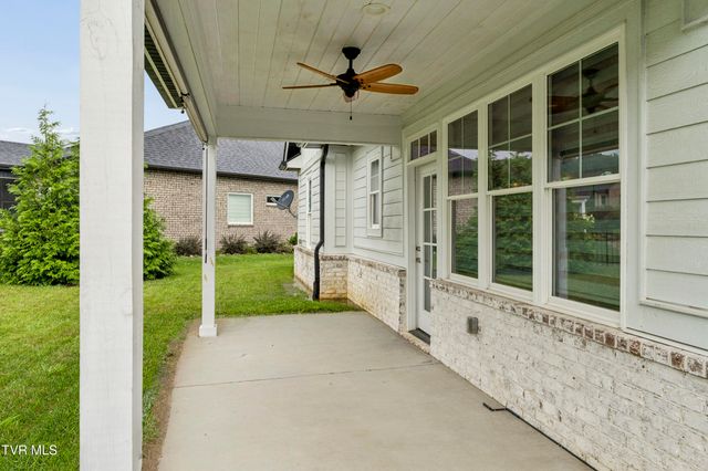 576 Gardenia Drive, Johnson City, TN 37615