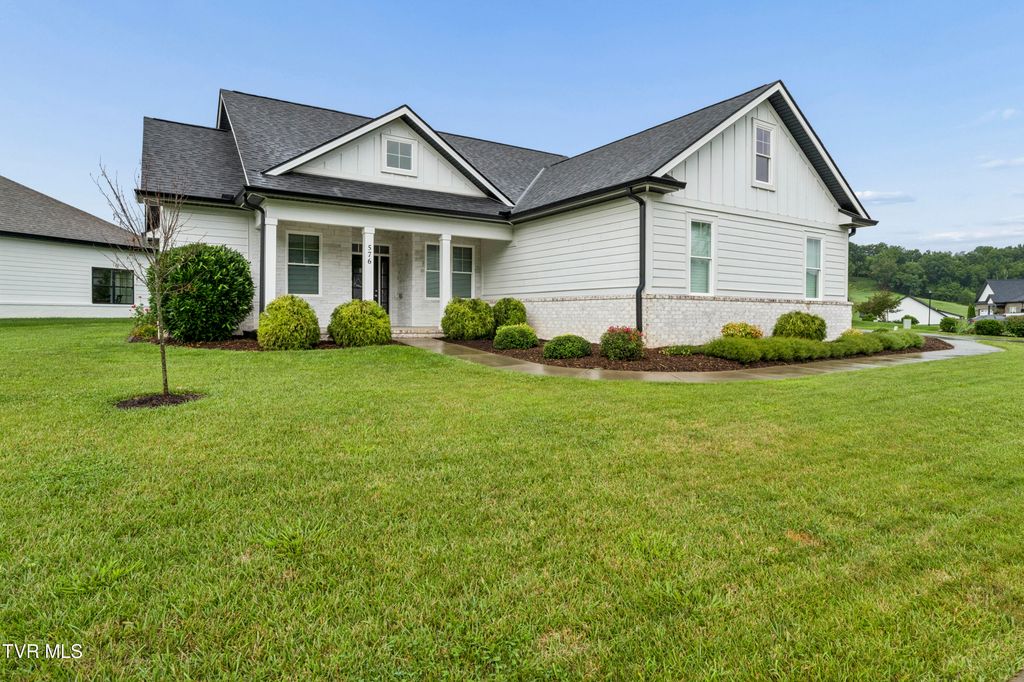 576 Gardenia Drive, Johnson City, TN 37615