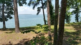 220 Lakeshore Point, Livingston, TX 77351