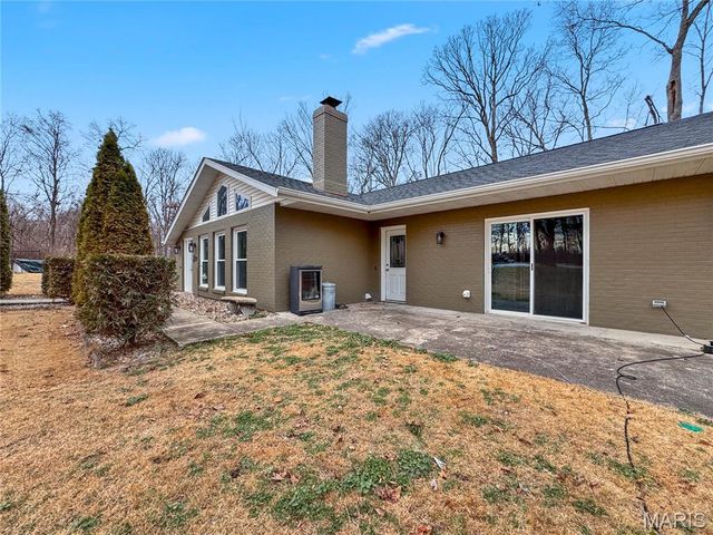 5063 Rock Road, Waterloo, IL 62298