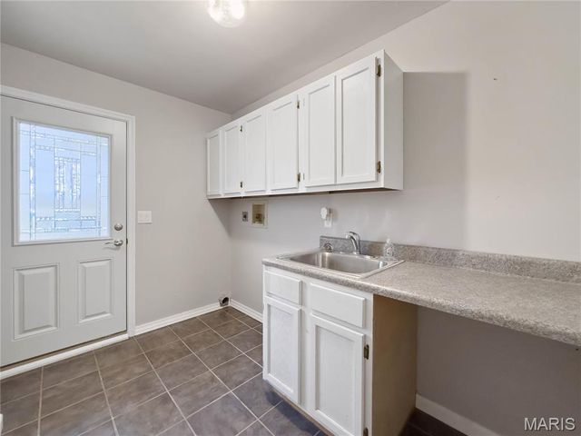 5063 Rock Road, Waterloo, IL 62298