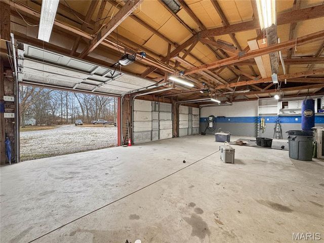 5063 Rock Road, Waterloo, IL 62298