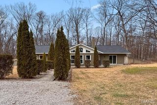 5063 Rock Road, Waterloo, IL 62298