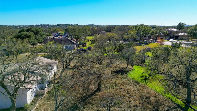 1216 Hi Circle N, Horseshoe Bay, TX 78657