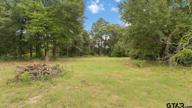 17066 Creekside, Lindale, TX 75771