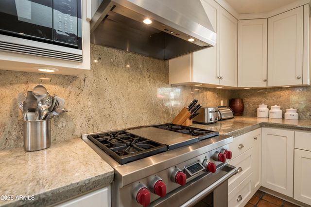 7446 E STAGECOACH Pass, Carefree, AZ 85377