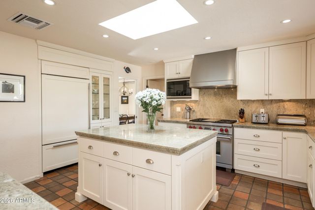 7446 E STAGECOACH Pass, Carefree, AZ 85377