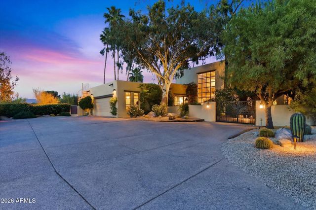 7446 E STAGECOACH Pass, Carefree, AZ 85377