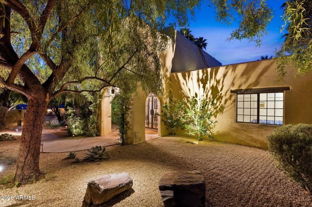 7446 E STAGECOACH Pass, Carefree, AZ 85377