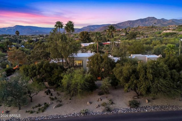 7446 E STAGECOACH Pass, Carefree, AZ 85377