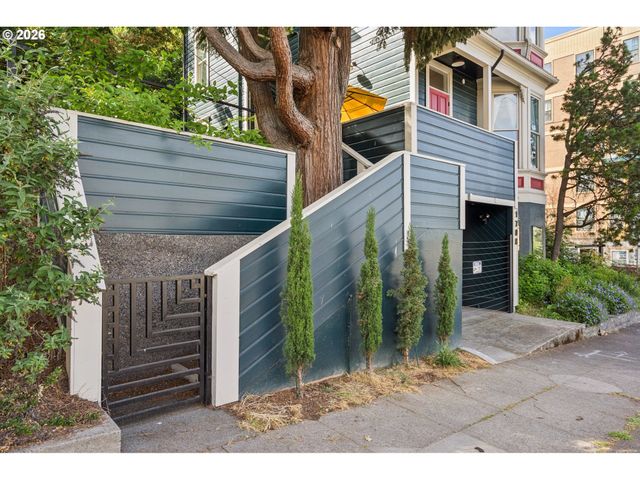 1708 Sw COLUMBIA St, Portland, OR 97201