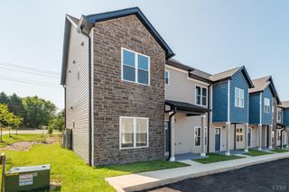 122 Melissa Lane, Lynchburg, VA 24502