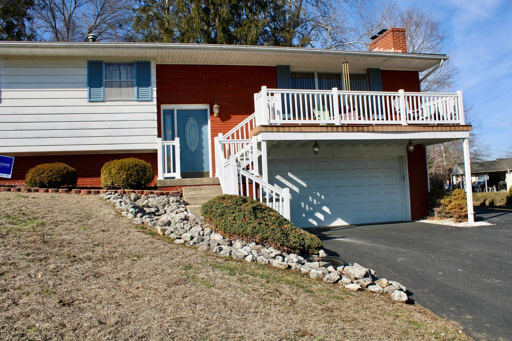 1295 Randall Court, Chillicothe, OH 45601