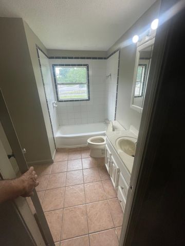 1274 FRAYSER RD, Memphis, TN 38127