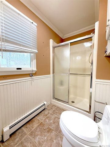 4 Manor Hills Drive, Manorville, NY 11949