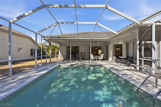 12751 Chartwell DR, Fort Myers, FL 33912