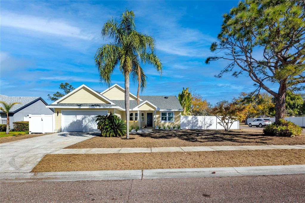 2735 CORDOVA WAY S, St Petersburg, FL 33712