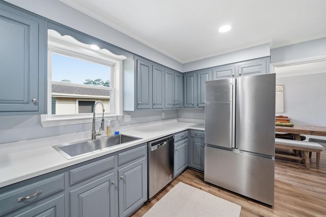 2208 Old Forge Drive, Little Rock, AR 72227