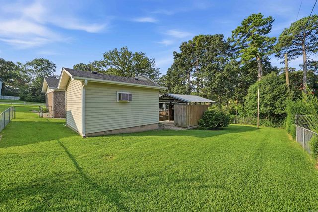 2208 Old Forge Drive, Little Rock, AR 72227