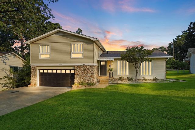 2208 Old Forge Drive, Little Rock, AR 72227