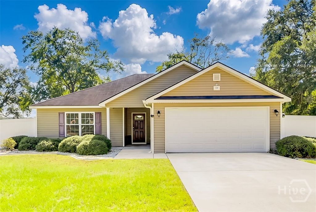 Image 1 of property listing at 117 S 3rd (Third) Street, Guyton, GA 31312