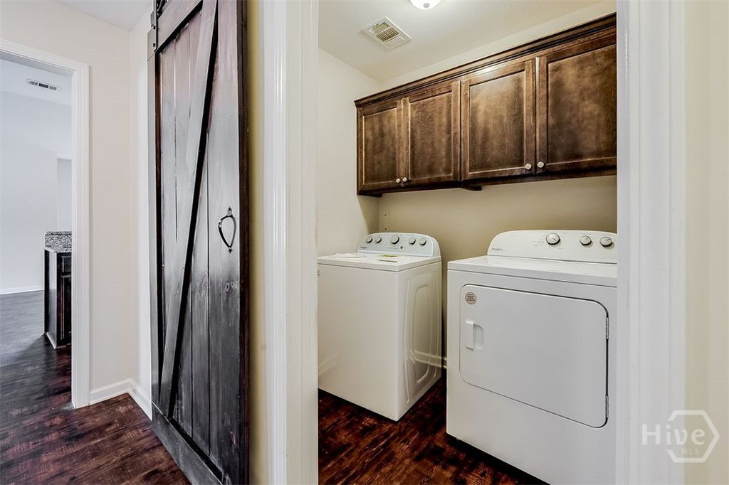 Image 22 of property listing at 117 S 3rd (Third) Street, Guyton, GA 31312