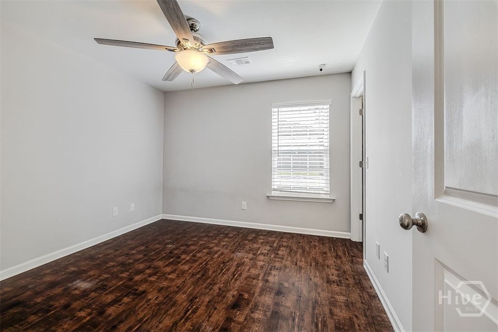 Image 28 of property listing at 117 S 3rd (Third) Street, Guyton, GA 31312