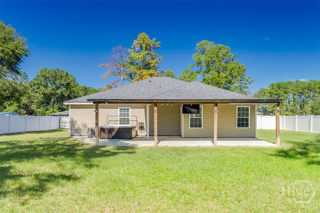 Image 32 of property listing at 117 S 3rd (Third) Street, Guyton, GA 31312