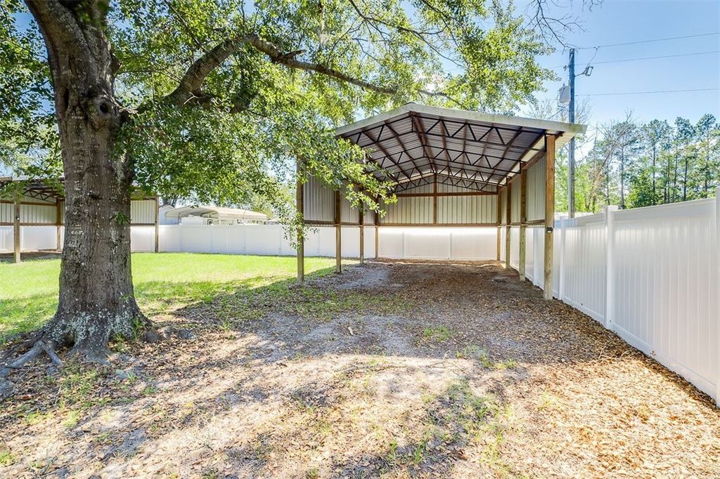 Image 34 of property listing at 117 S 3rd (Third) Street, Guyton, GA 31312
