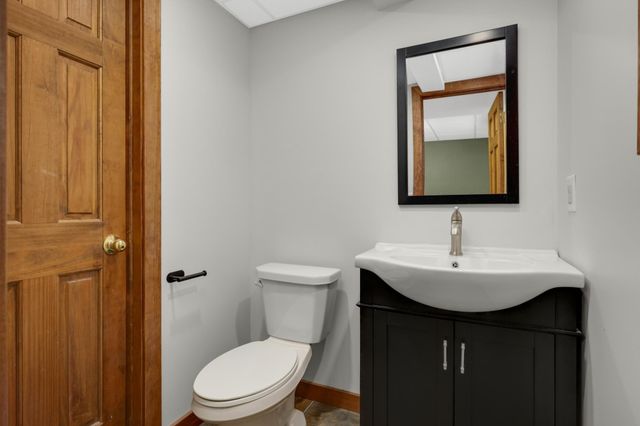 8635 Oakland Avenue S, Bloomington, MN 55420
