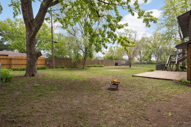 8635 Oakland Avenue S, Bloomington, MN 55420