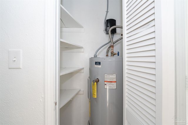 132 Elm St, Pensacola, FL 32506