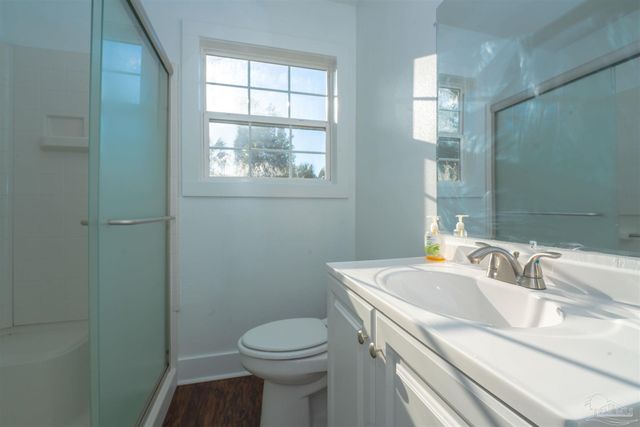 132 Elm St, Pensacola, FL 32506