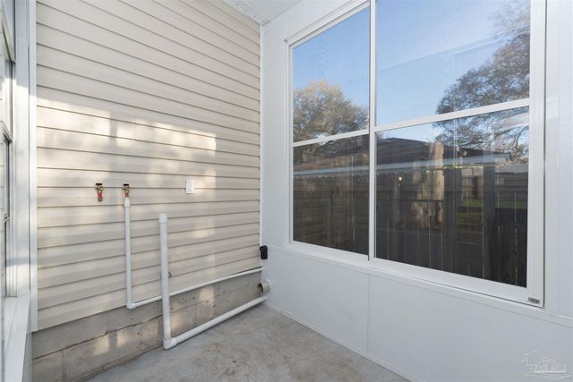 132 Elm St, Pensacola, FL 32506