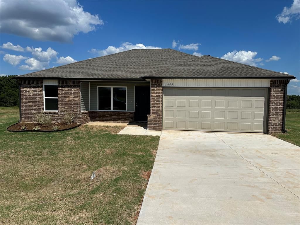 3909 S Ravine Street, Stillwater, OK 74074