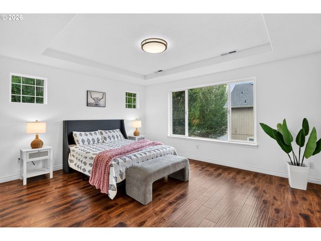 1811 Se LITTLEGEM St, Hillsboro, OR 97123