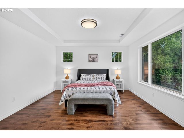 1811 Se LITTLEGEM St, Hillsboro, OR 97123