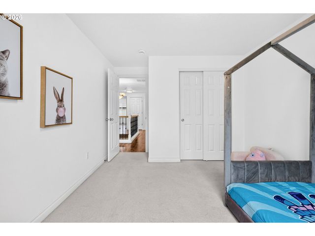 1811 Se LITTLEGEM St, Hillsboro, OR 97123