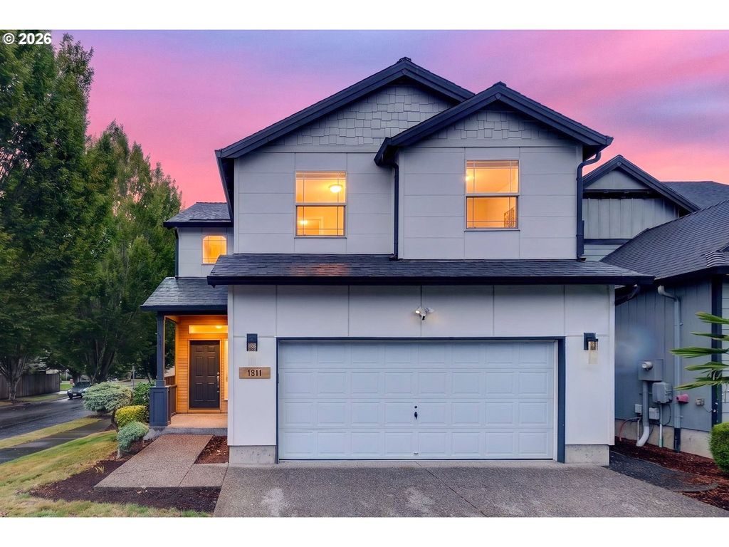 1811 Se LITTLEGEM St, Hillsboro, OR 97123