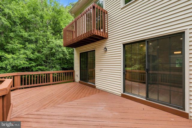 7937 VALLEYFIELD DR, Springfield, VA 22153