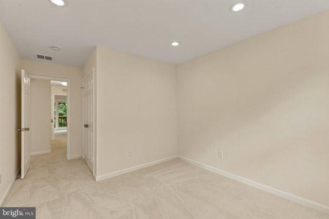 7937 VALLEYFIELD DR, Springfield, VA 22153