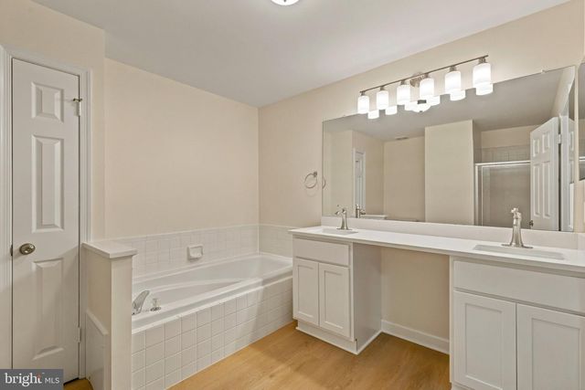 7937 VALLEYFIELD DR, Springfield, VA 22153
