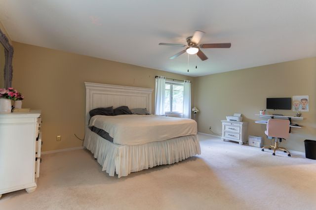 701 W LEE ST, Moberly, MO 65270