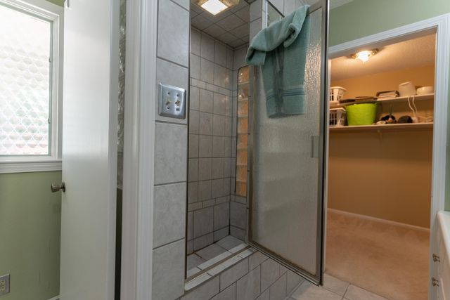 701 W LEE ST, Moberly, MO 65270