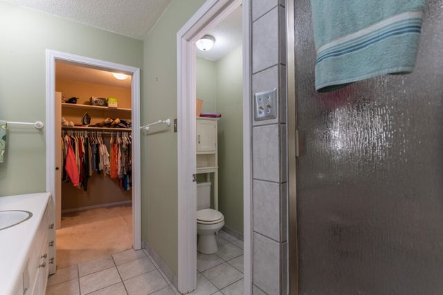 701 W LEE ST, Moberly, MO 65270