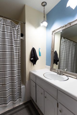 701 W LEE ST, Moberly, MO 65270