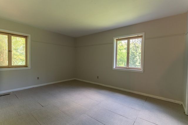 701 W LEE ST, Moberly, MO 65270