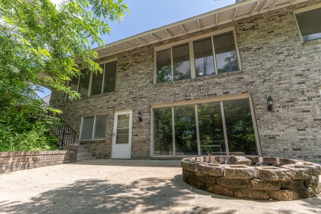 701 W LEE ST, Moberly, MO 65270