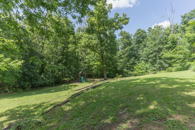 701 W LEE ST, Moberly, MO 65270