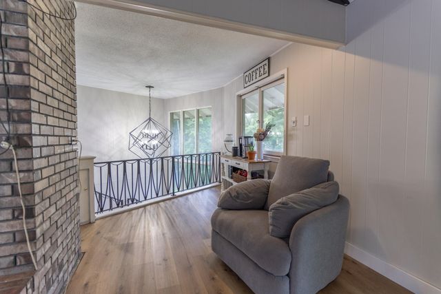701 W LEE ST, Moberly, MO 65270